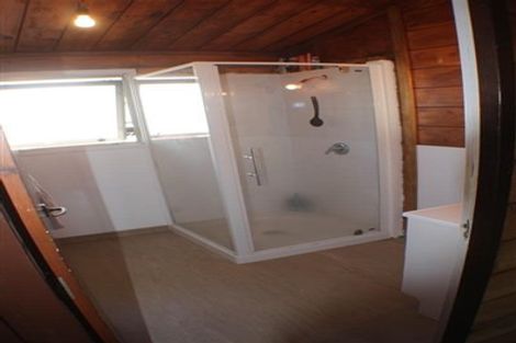 Photo of property in 101 Conclusion Street, Ascot Park, Porirua, 5024