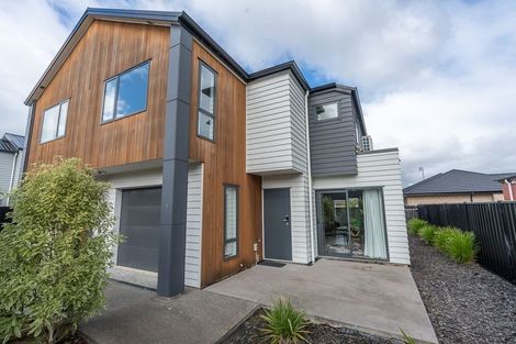 Photo of property in 9/15 Onukutara Place, Huntington, Hamilton, 3281