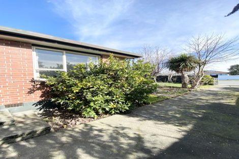 Photo of property in 220 Greers Road, Bryndwr, Christchurch, 8053