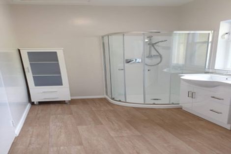 Photo of property in 76 Para Street, Miramar, Wellington, 6022