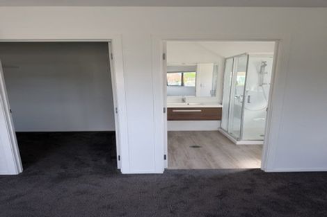 Photo of property in 76b Thornton Road, Cambridge, 3434