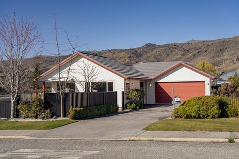 Photo of property in 38 Antrim Street, Cromwell, 9310