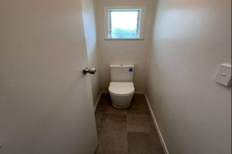 Photo of property in 112 Cargill Street, Papakura, 2110