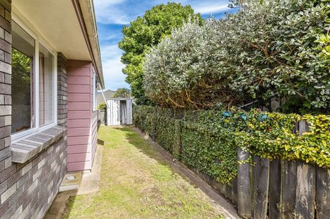 Photo of property in 2 Beachwater Grove, Paraparaumu Beach, Paraparaumu, 5032