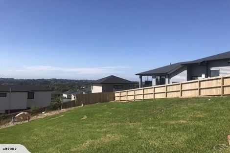 Photo of property in 5 Eric Gifford Drive, Ranui, Auckland, 0612
