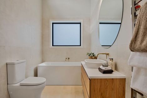 Photo of property in 186 Wainui Road, Silverdale, 0932