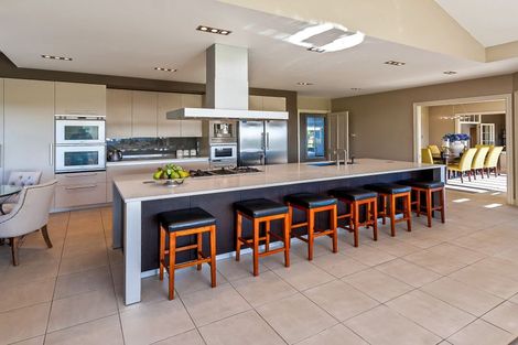 Photo of property in 21 Potts Road, Whitford, Howick, 2571