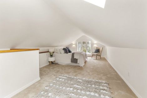 Photo of property in 41 Fairview Crescent, Kelburn, Wellington, 6012