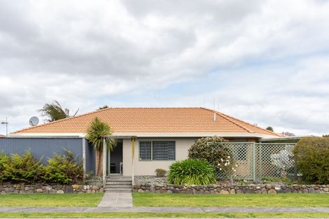 Photo of property in 4 Oleander Lane, Mount Maunganui, 3116