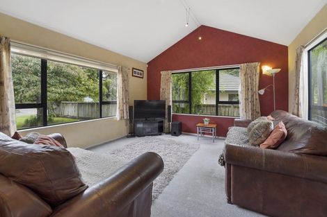 Photo of property in 112 Langdale Avenue, Paraparaumu, 5032