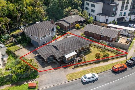 Photo of property in 1/13 Woodlands Crescent, Browns Bay, Auckland, 0630