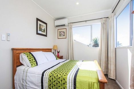 Photo of property in 2/29 Eastern Beach Road, Eastern Beach, Auckland, 2012