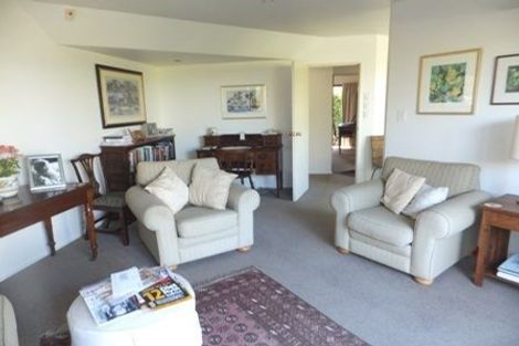 Photo of property in 2/12 Macmillan Avenue, Cashmere, Christchurch, 8022