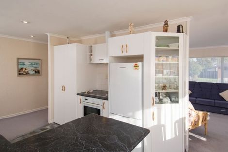 Photo of property in 6 Poinsettia Place, Mount Maunganui, 3116