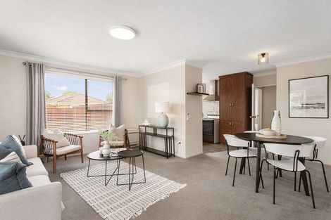 Photo of property in 1/39 Solomon Avenue, Redwood, Christchurch, 8051