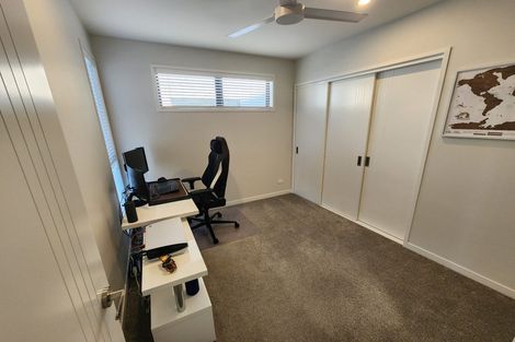 Photo of property in 87 Tarapuka Road, Westgate, Auckland, 0814