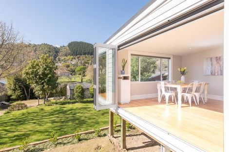 Photo of property in 95 Kawai Street, Nelson South, Nelson, 7010