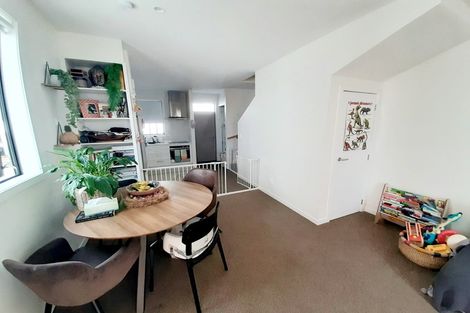 Photo of property in 11/50 Ocean View Road, Northcote, Auckland, 0627