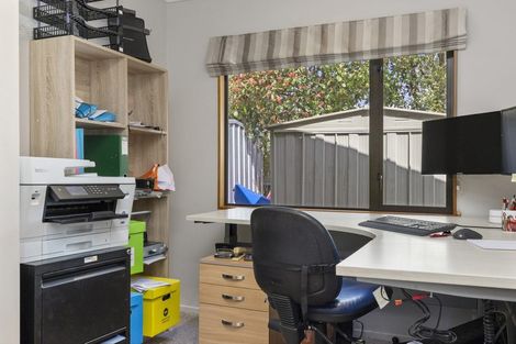 Photo of property in 27 Ventoux Way, Nukuhau, Taupo, 3330