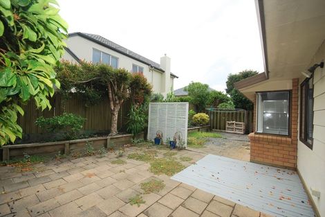 Photo of property in 3/23a Saxon Street, Waterview, Auckland, 1026