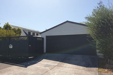 Photo of property in 33 Fancourt Street, Meadowbank, Auckland, 1072