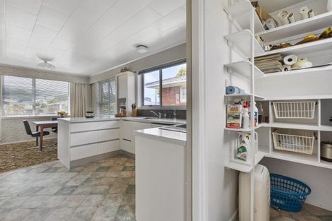 Photo of property in 9 Severn Place, Spotswood, New Plymouth, 4310