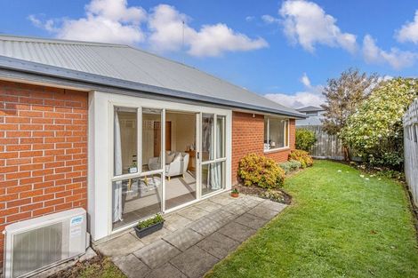 Photo of property in 35 Winton Street, St Albans, Christchurch, 8014