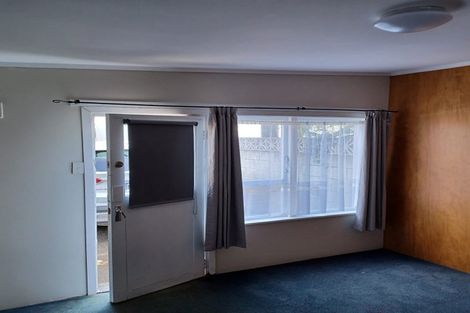 Photo of property in 19 Hereford Street, West End, Palmerston North, 4410