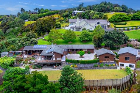 Photo of property in 76 Brick Bay Drive, Sandspit, Warkworth, 0982