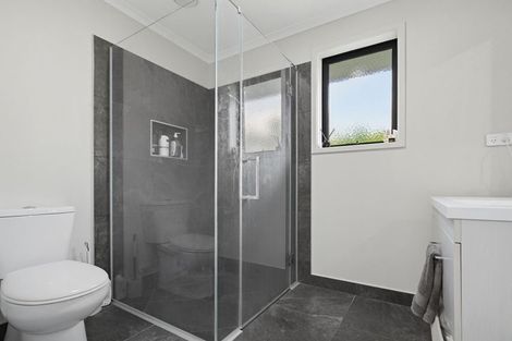 Photo of property in 14 Urumaraki Avenue, Helensville, 0800