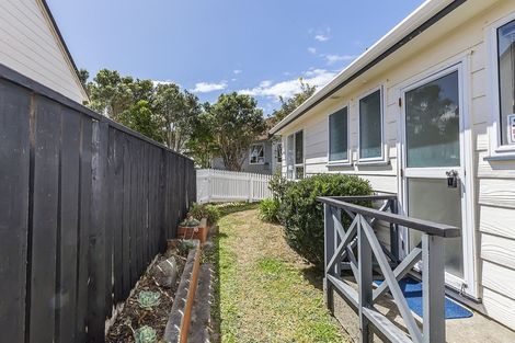 Photo of property in 9 Mako View, Titahi Bay, Porirua, 5022