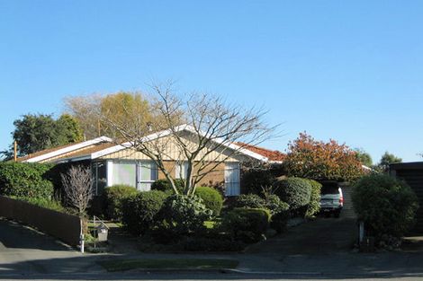 Photo of property in 32 Bidwell Place, Hillmorton, Christchurch, 8025