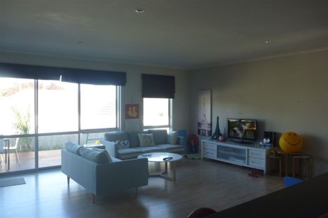 Photo of property in 64d Rototuna Road, Rototuna, Hamilton, 3210