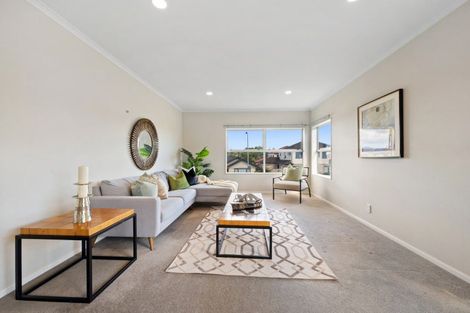 Photo of property in 231 Jeffs Road, Flat Bush, Auckland, 2016