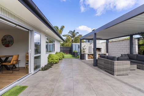 Photo of property in 28 Jane Gifford Place, Half Moon Bay, Auckland, 2012