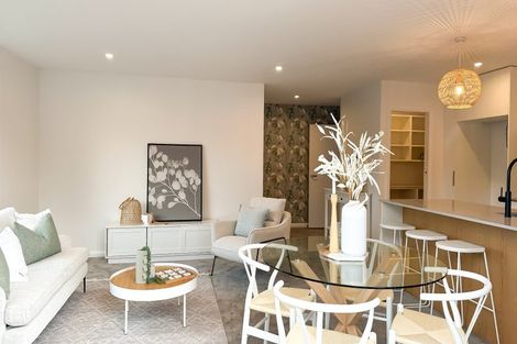 Photo of property in 2 Samuel Place, Terrace End, Palmerston North, 4410