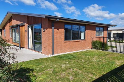 Photo of property in 40 Jarrett Terrace, Leamington, Cambridge, 3432