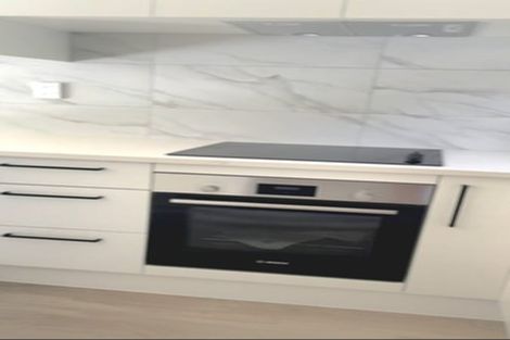 Photo of property in 17 Morihana Close, Glen Eden, 0602