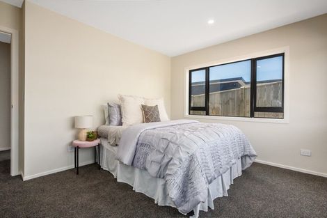 Photo of property in 4 Omaka Place, Aotea, Porirua, 5024