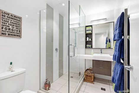 Photo of property in Piermont Apartments, 8e/82 Cable Street, Te Aro, Wellington, 6011
