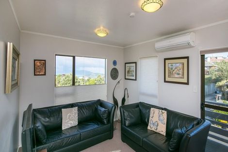 Photo of property in 8a Shastri Terrace, Khandallah, Wellington, 6035