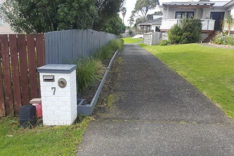 Photo of property in 7 Bay Vista Drive, Red Beach, 0932