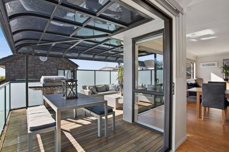 Photo of property in 21 Waller Avenue, Bucklands Beach, Auckland, 2012