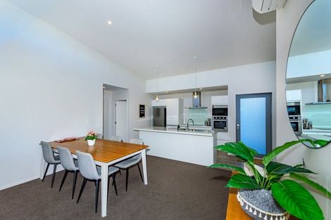 Photo of property in 10 Meyer Crescent, Halswell, Christchurch, 8025