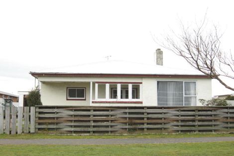 Photo of property in 32 Maitland Street, Strathern, Invercargill, 9812