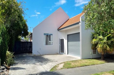 Photo of property in 12 Sledmere Street, Burnside, Christchurch, 8053