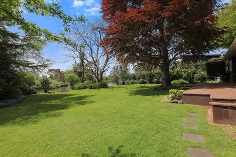 Photo of property in 40 Takinga Street, Mourea, Rotorua, 3074