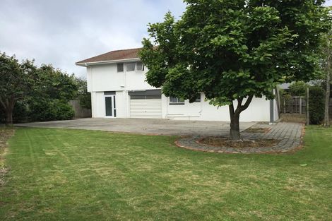 Photo of property in 12 Moorpark Place, Ilam, Christchurch, 8041