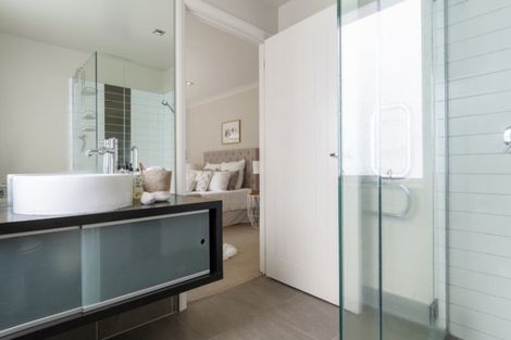 Photo of property in 7/235 Devonport Road, Tauranga, 3110