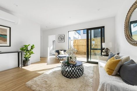 Photo of property in 2 Rothwell Place, Sunnyhills, Auckland, 2010